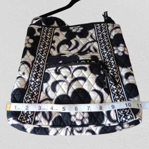 Vera Bradley Crossbody Bag - Picture 2 of 5